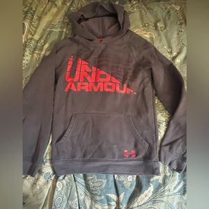 Boys Under Armour Hoodie EUC